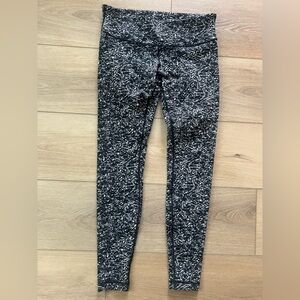 Wunderunder black & white 28” length size 10, luxtreme fabric